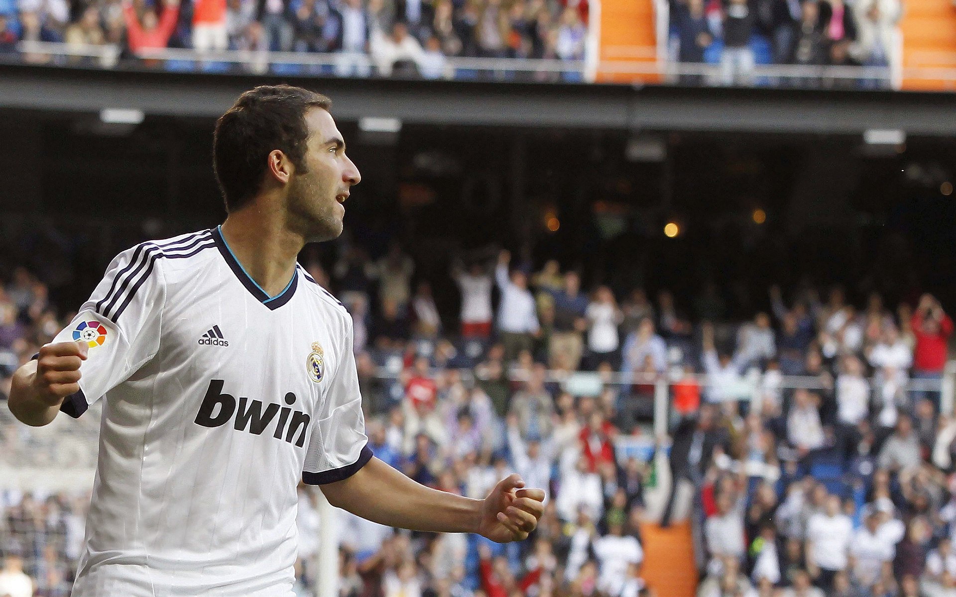 墨西哥队首位“冰上足球金靴”诞生,墨西哥足球运动员