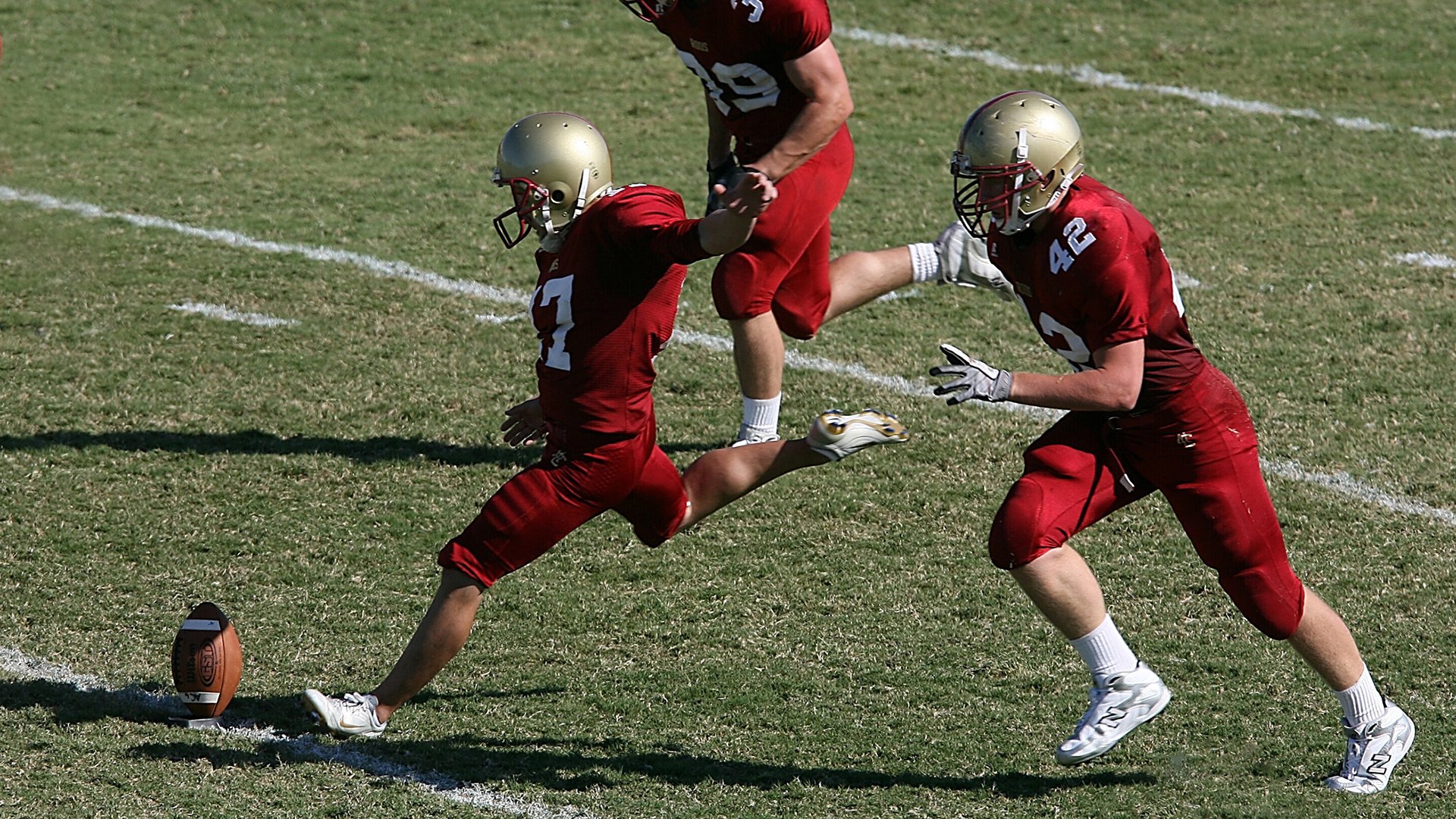 聚焦未来:虚拟现实与增强现实在电竞中的实际应用,虚拟化电子竞技